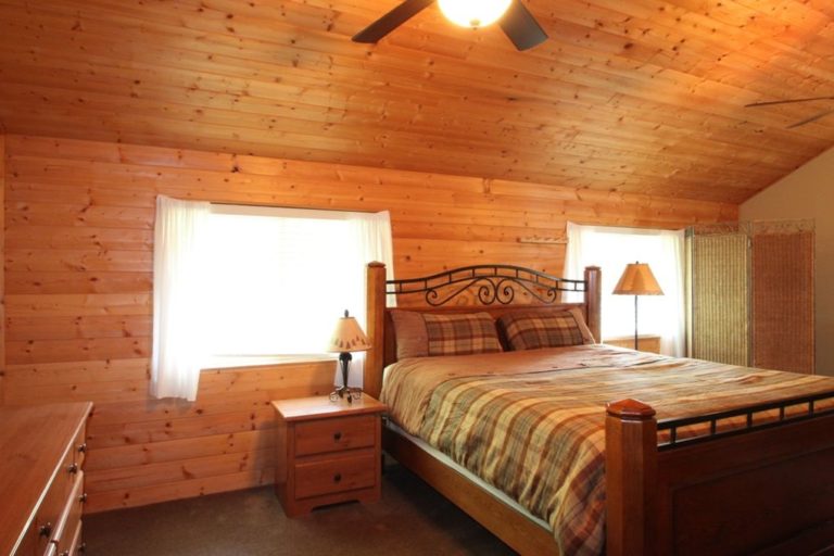 Ways to Stay – Alpine Lakes Lodge